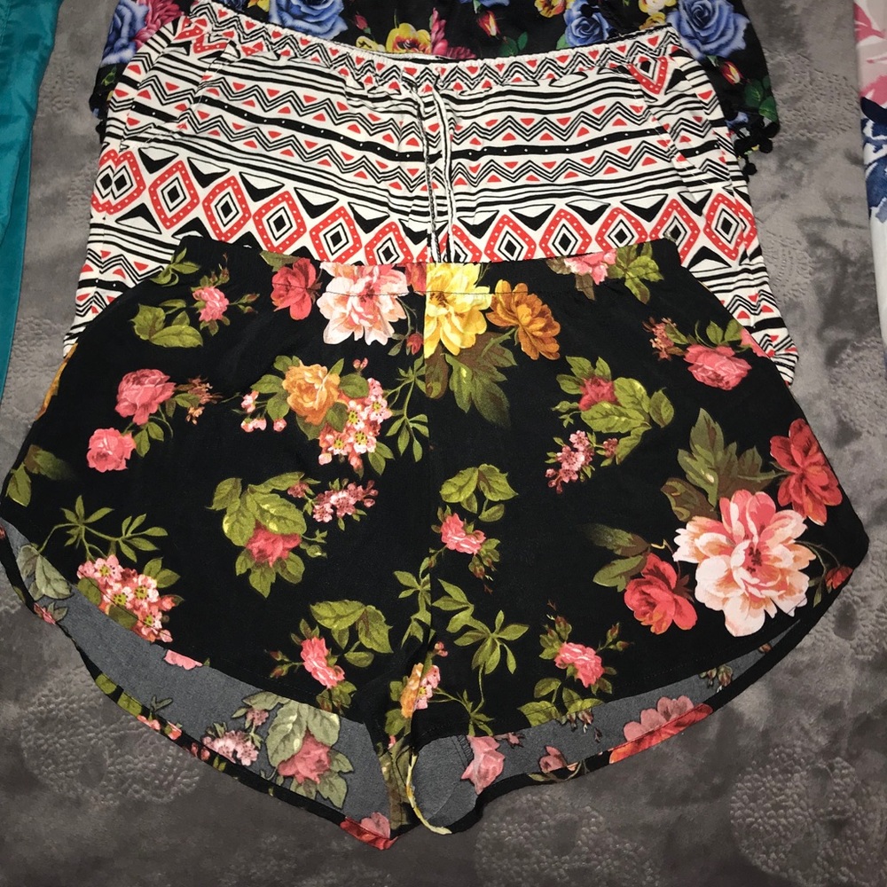 Ambiance apparel and No Boundaries Shorts